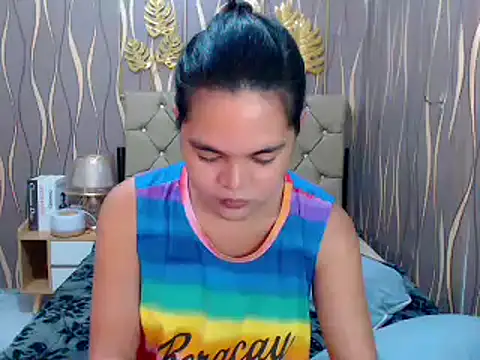 Snapshot of MilkyAnnaconda_69 chatting on 03/14/25, 04:21 MilkyAnnaconda 69 online show from 03/14/25, 04:21
