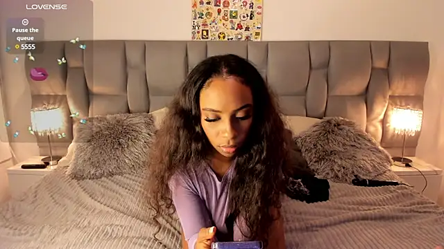 Nickytouse online show from 02/20/25, 03:23