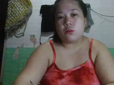 hotsexylyn online show from 11/07/25, 04:34