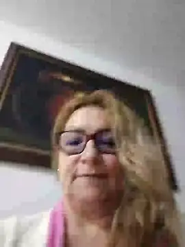 Snapshot of gisela27 chatting on 02/24/25, 03:33 gisela27 online show from 02/24/25, 03:33