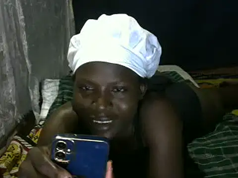 cute-shamza online show from 02/06/25, 06:46