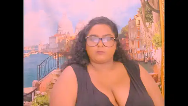 Indianfairy99 online show from 12/04/25, 12:25