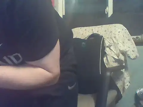 Snapshot of peaches_playz chatting on 12/16/24, 01:21 peaches playz online show from 12/16/24, 01:21