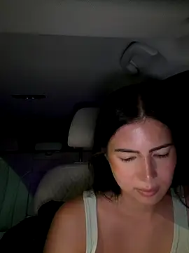 clairewntr online show from 10/17/25, 08:33