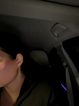 clairewntr online show from 10/18/25, 07:14