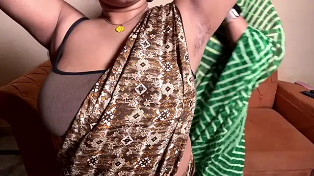 Snapshot of jimmy_gym chatting on 10/11/25, 08:13 jimmy gym online show from 10/11/25, 08:13