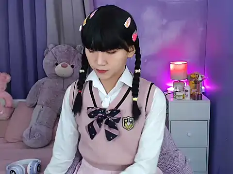 urlovelyfreya online show from 10/10/25, 05:01