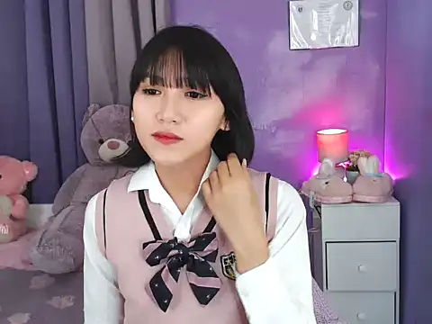 urlovelyfreya online show from 11/07/25, 03:45