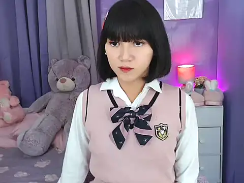 urlovelyfreya online show from 11/11/25, 05:13