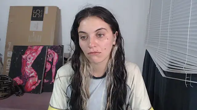 mariecam420 online show from 10/12/25, 08:13