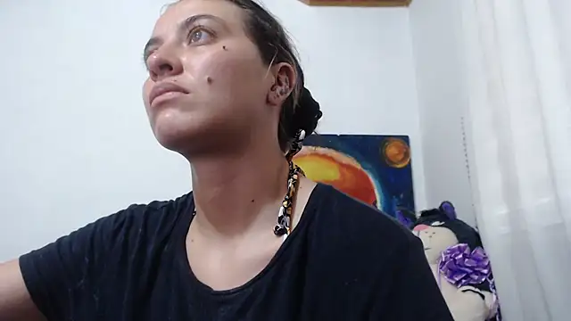 mariecam420 online show from 10/31/25, 06:53