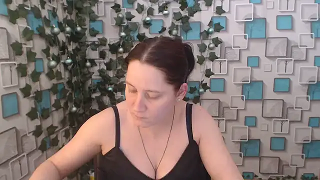 JosieJun  online show from 01/19/25, 08:30