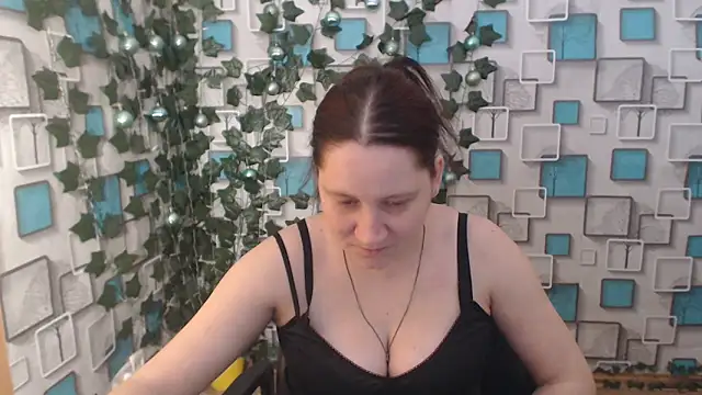 JosieJun  online show from 01/24/25, 07:18