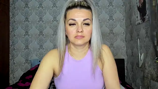 NicoletMoore online show from 03/13/25, 11:27