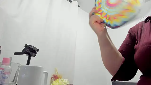 Snapshot of esmeraldamfc chatting on 01/23/25, 02:33 esmeraldamfc online show from 01/23/25, 02:33