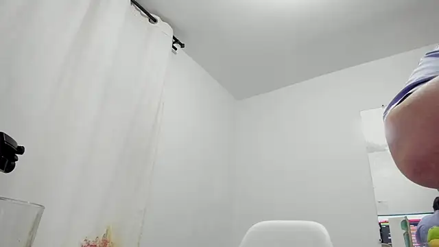 Snapshot of esmeraldamfc chatting on 03/05/25, 12:38 esmeraldamfc online show from 03/05/25, 12:38