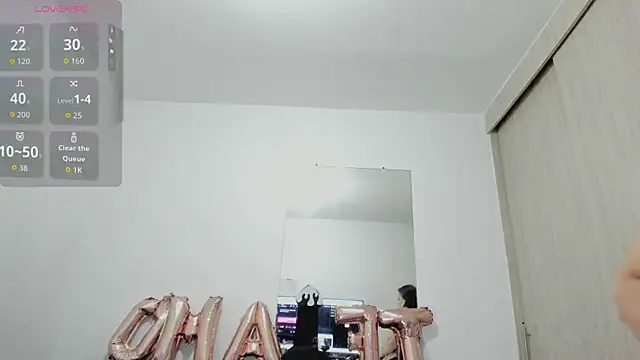 Snapshot of esmeraldamfc chatting on 11/14/25, 10:07 esmeraldamfc online show from 11/14/25, 10:07