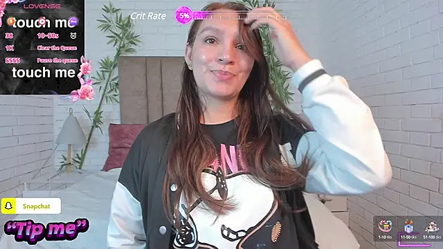 miataylorr1 online show from 01/13/25, 12:35