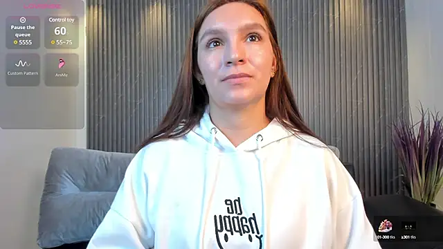 miataylorr1 online show from 03/03/25, 12:27