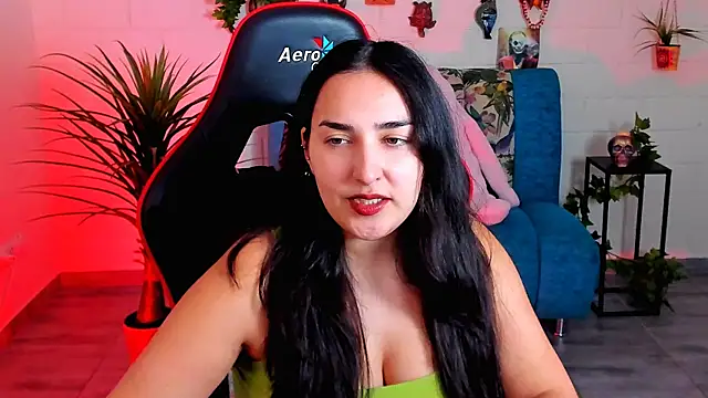 Snapshot of CeceliaJohnson chatting on 10/03/25, 08:11 CeceliaJohnson online show from 10/03/25, 08:11