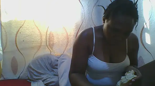 cute lavenda online show from 03/04/25, 07:30