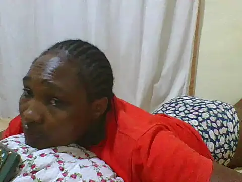 cute lavenda online show from 11/06/25, 08:26