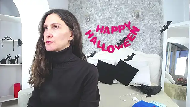 Snapshot of Mistress_Pamela chatting on 10/24/25, 12:45 Mistress Pamela online show from 10/24/25, 12:45