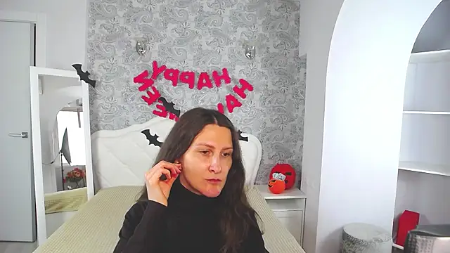 Snapshot of Mistress_Pamela chatting on 11/01/25, 10:28 Mistress Pamela online show from 11/01/25, 10:28