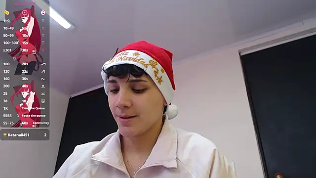 Snapshot of bad_giirl_ chatting on 12/23/24, 04:06 bad giirl online show from 12/23/24, 04:06