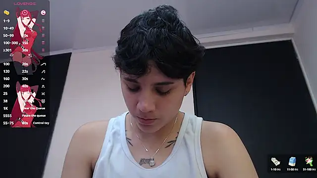 Snapshot of bad_giirl_ chatting on 02/28/25, 06:41 bad giirl online show from 02/28/25, 06:41