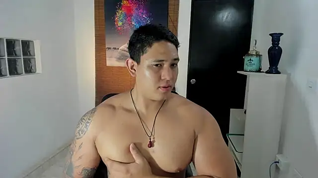 Snapshot of Colton_Massif chatting on 03/08/25, 02:34 Colton Massif online show from 03/08/25, 02:34