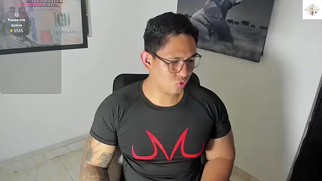 Colton Massif online show from 11/04/25, 01:59