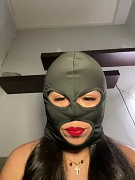 Snapshot of nenalayla chatting on 12/19/24, 07:40 nenalayla online show from 12/19/24, 07:40