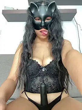 Snapshot of nenalayla chatting on 02/03/25, 11:53 nenalayla online show from 02/03/25, 11:53