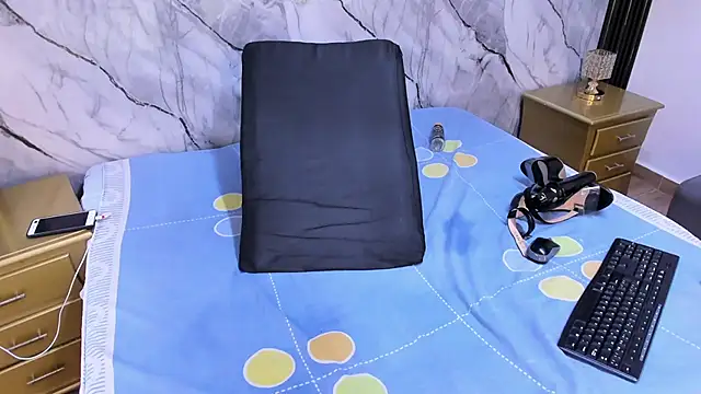 HellenJohansson online show from 02/09/25, 11:36