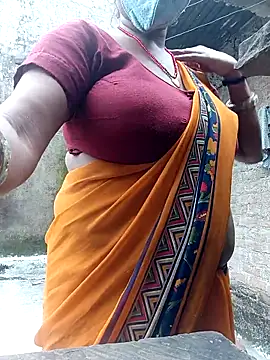 Snapshot of Lattika-Bhabhi chatting on 09/18/25, 06:59 Lattika-Bhabhi online show from 09/18/25, 06:59
