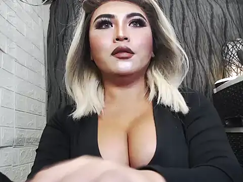 x12inchanaconda online show from 10/11/25, 12:21