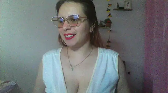 lorenitabella online show from 03/04/25, 07:32