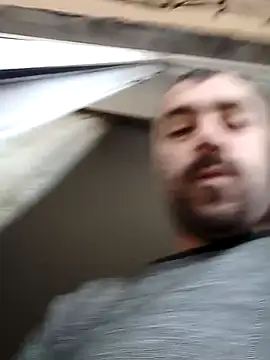 Snapshot of kevgir08 chatting on 01/05/25, 11:37 kevgir08 online show from 01/05/25, 11:37