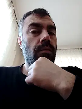 Snapshot of kevgir08 chatting on 02/24/25, 02:04 kevgir08 online show from 02/24/25, 02:04