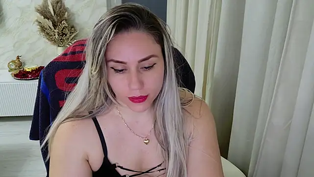Snapshot of Annyfit4you chatting on 02/26/25, 11:48 Annyfit4you online show from 02/26/25, 11:48