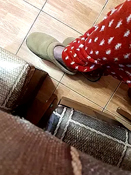 Snapshot of feet_toes chatting on 02/27/25, 05:34 feet toes online show from 02/27/25, 05:34
