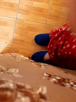 Snapshot of feet_toes chatting on 10/21/25, 05:41 feet toes online show from 10/21/25, 05:41