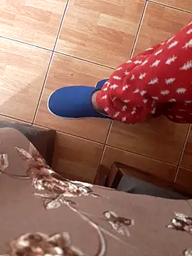 Snapshot of feet_toes chatting on 11/26/25, 07:31 feet toes online show from 11/26/25, 07:31