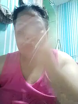 Snapshot of xxsweetshybabe chatting on 10/06/25, 07:17 xxsweetshybabe online show from 10/06/25, 07:17