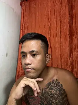 Snapshot of Thyler08 chatting on 03/03/25, 09:11 Thyler08 online show from 03/03/25, 09:11