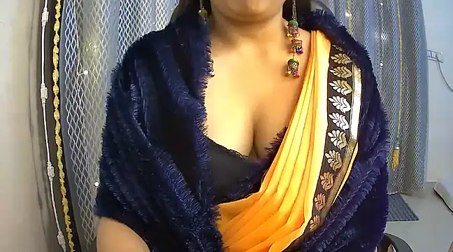 Snapshot of avav_love chatting on 01/05/25, 12:53 avav love online show from 01/05/25, 12:53