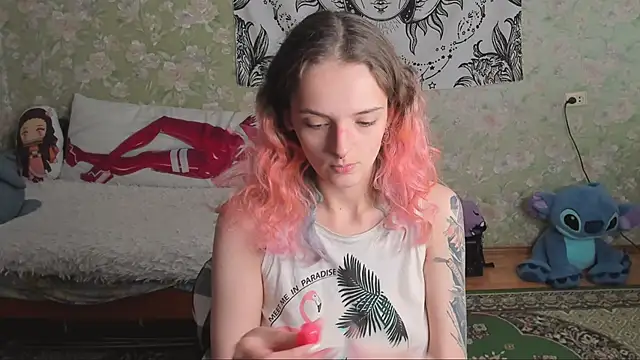 Cutie Adelia online show from 10/31/25, 07:42