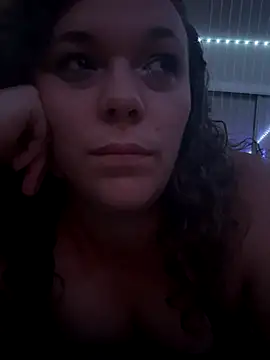 AuroraSummers online show from 10/21/25, 04:13