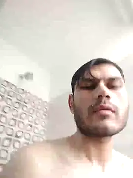 Snapshot of alex78265 chatting on 10/20/25, 04:57 alex78265 online show from 10/20/25, 04:57